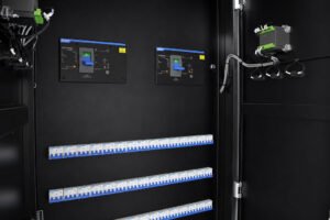 AP-HC40-A420 Automated Reclosing Breakers