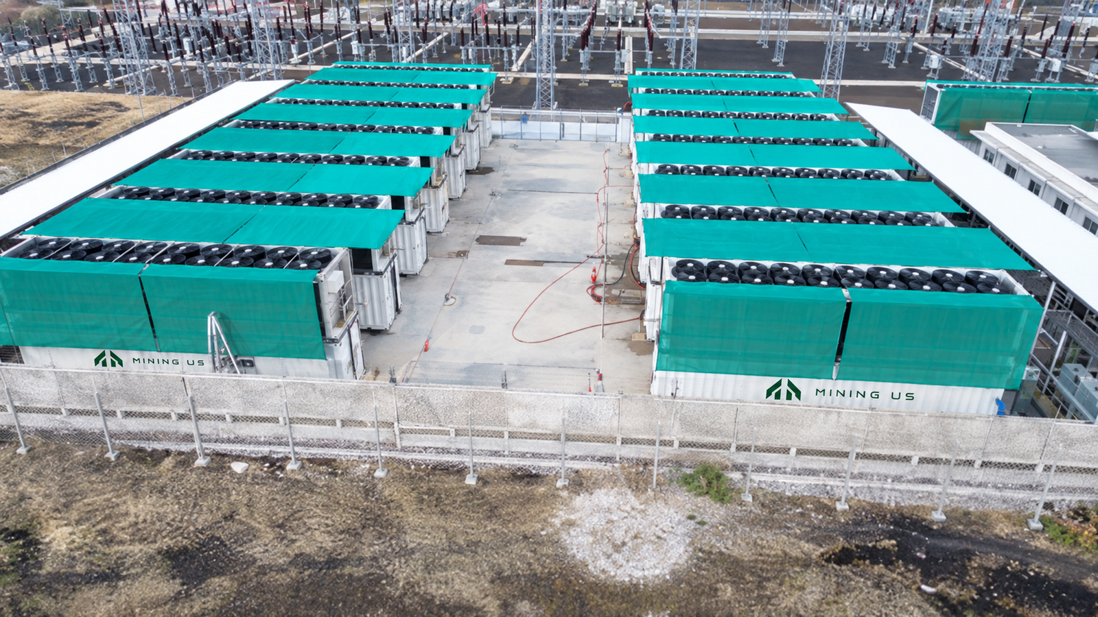 Stacked hydro cooling container and dry cooler at supplier project