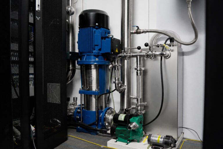 AP-HC20-X100 Redundant Dual-Pump Cooling