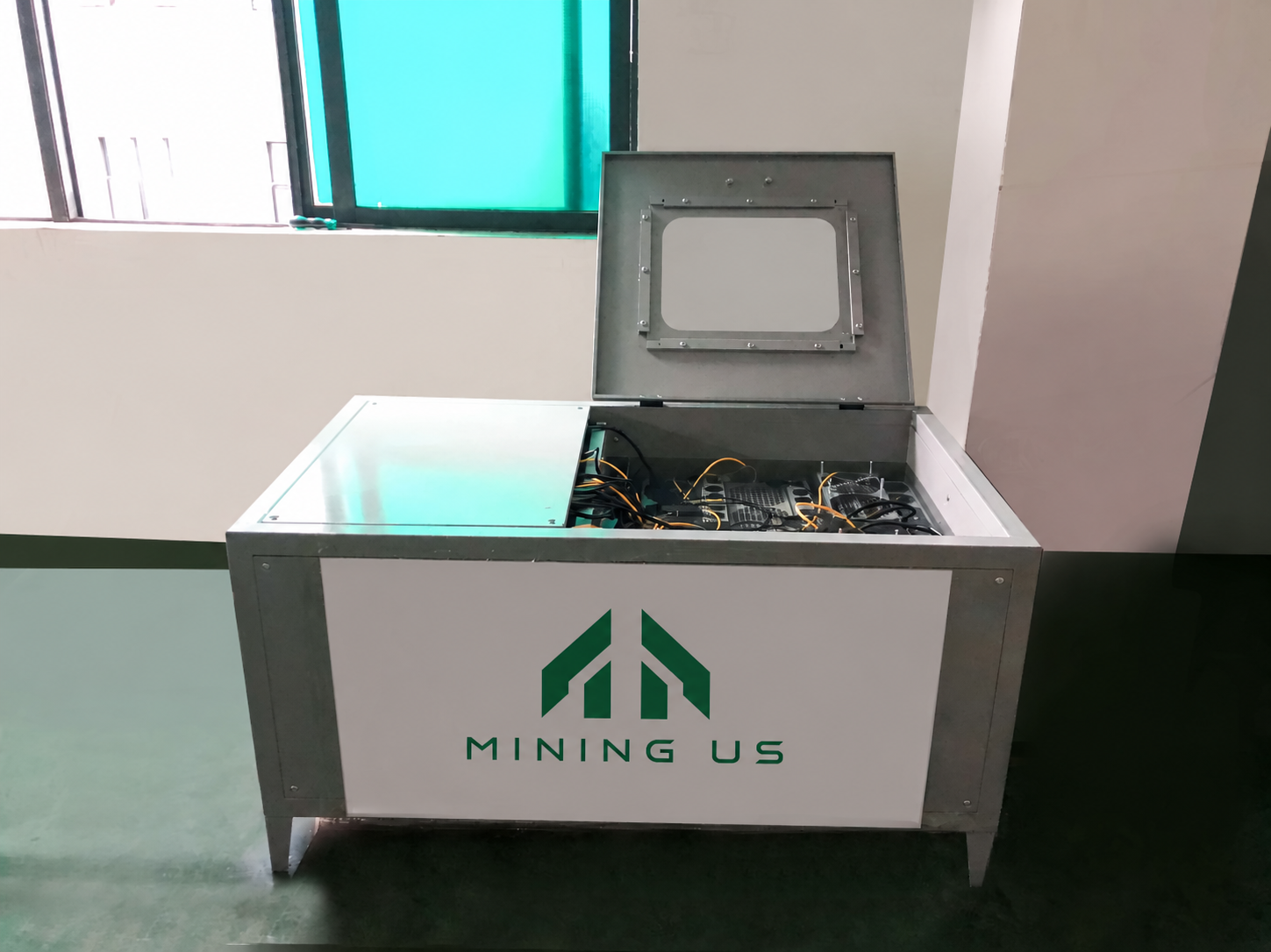Immersion cooling tank with lid open
